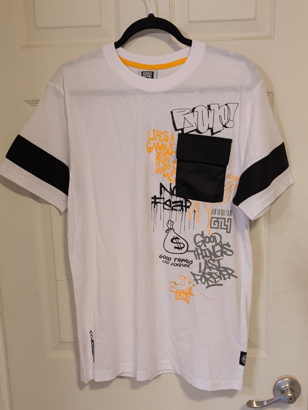 NWT Men's GTL4 Good Things Last Forever White Graphic Tee Black Pocket Size S